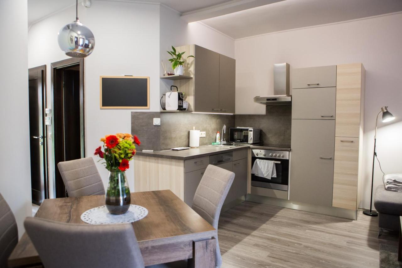 דירות סזומבאת'לי Kikelet Apartman מראה חיצוני תמונה